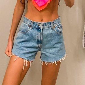 High waisted vintage Levi shorts